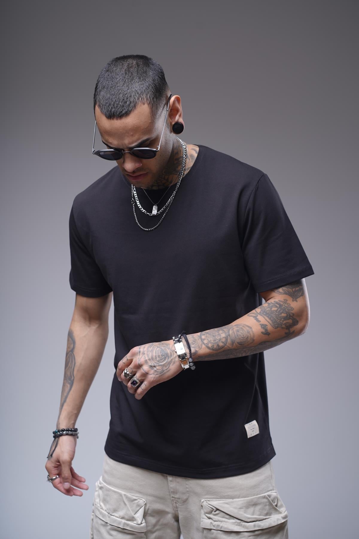 Bisiklet Yaka Likralı Düz Basic Erkek Regular Kalıp Tişört