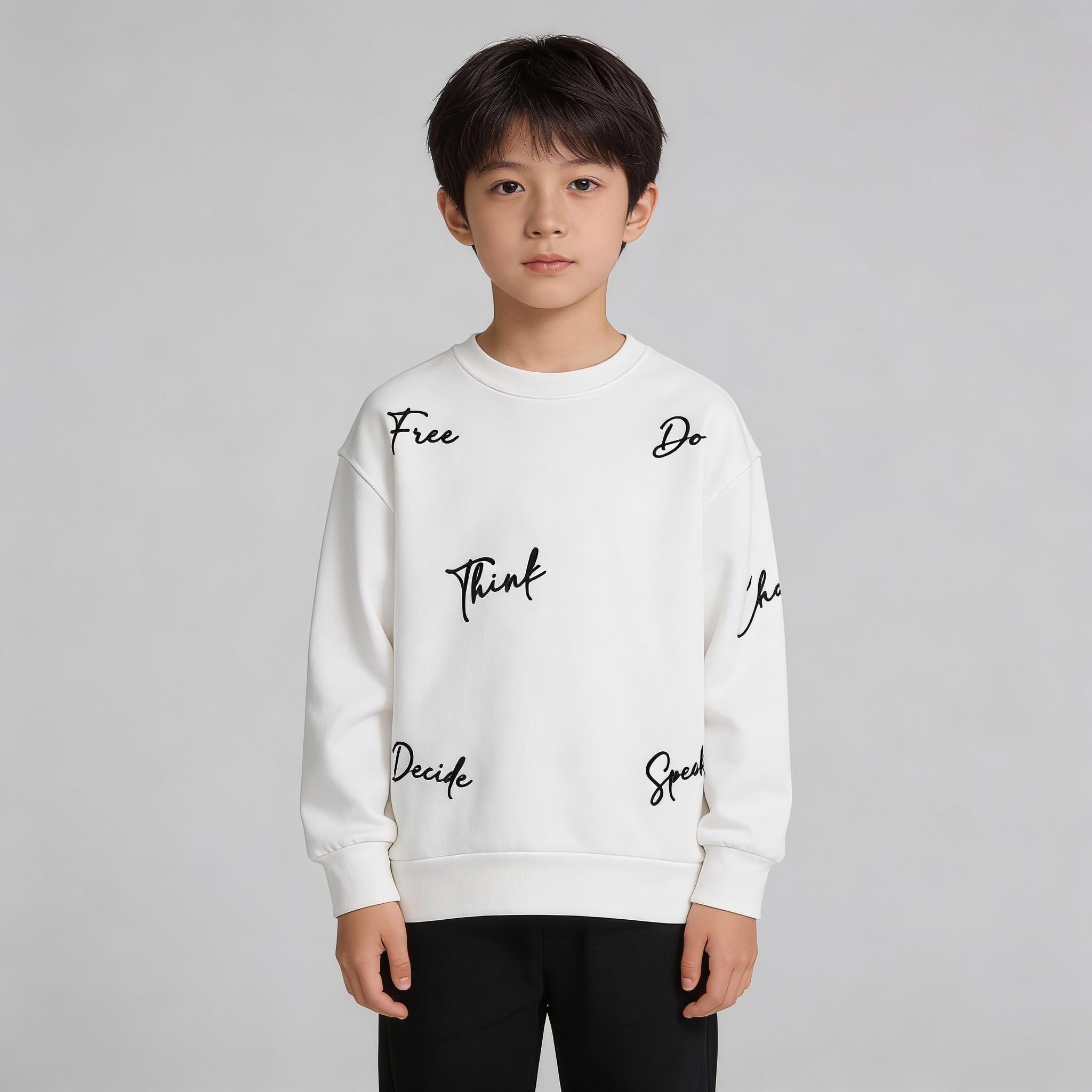 Bisiklet Yaka Nakışlı Oversize Kalıp Çocuk Sweatshirt