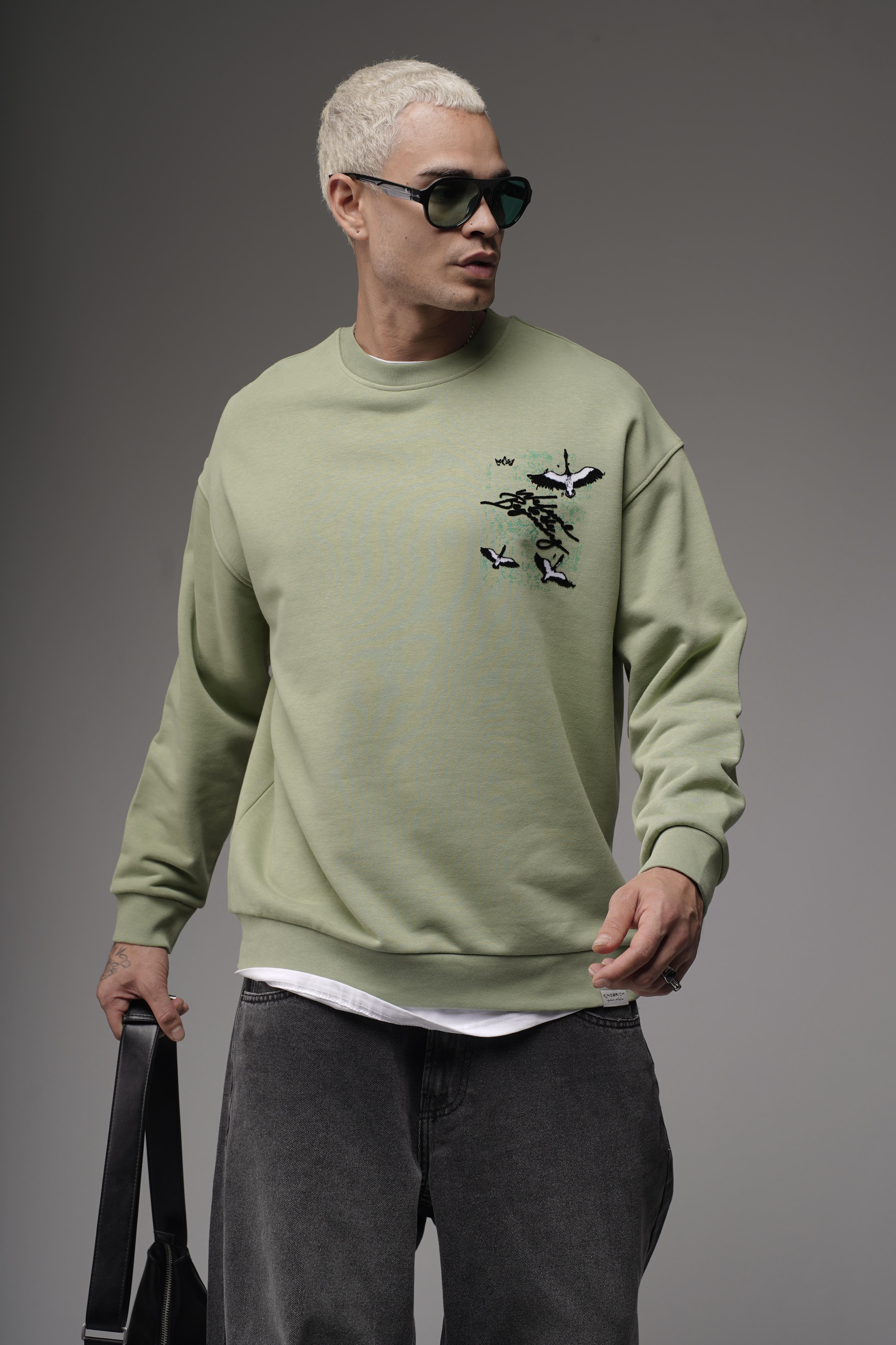 Bisiklet Yaka Sırtı Leylek Baskılı Nakışlı Oversize Kalıp Sweatshirt