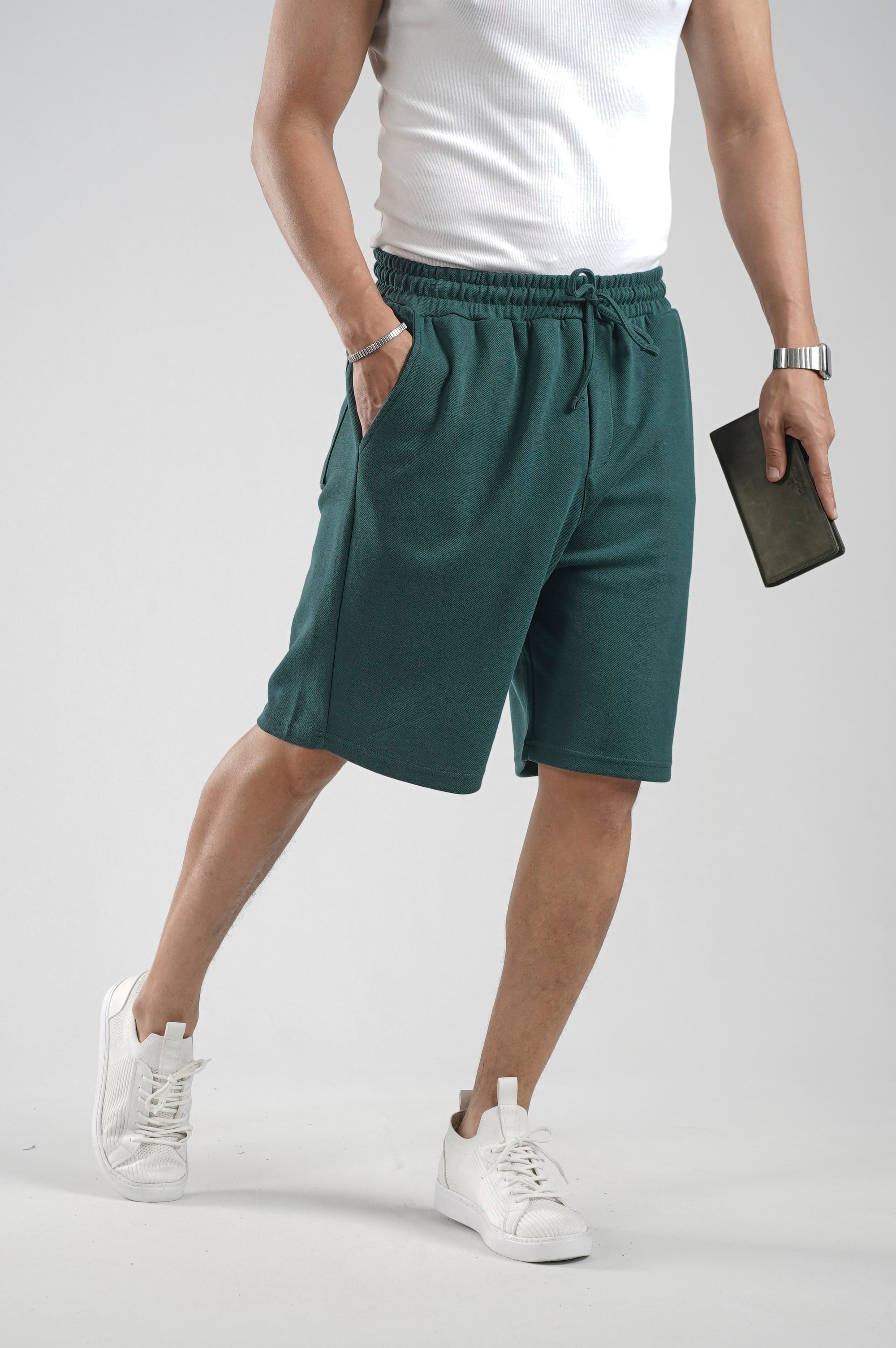 Lastikli Bel Cepli Pike Kumaş Şort