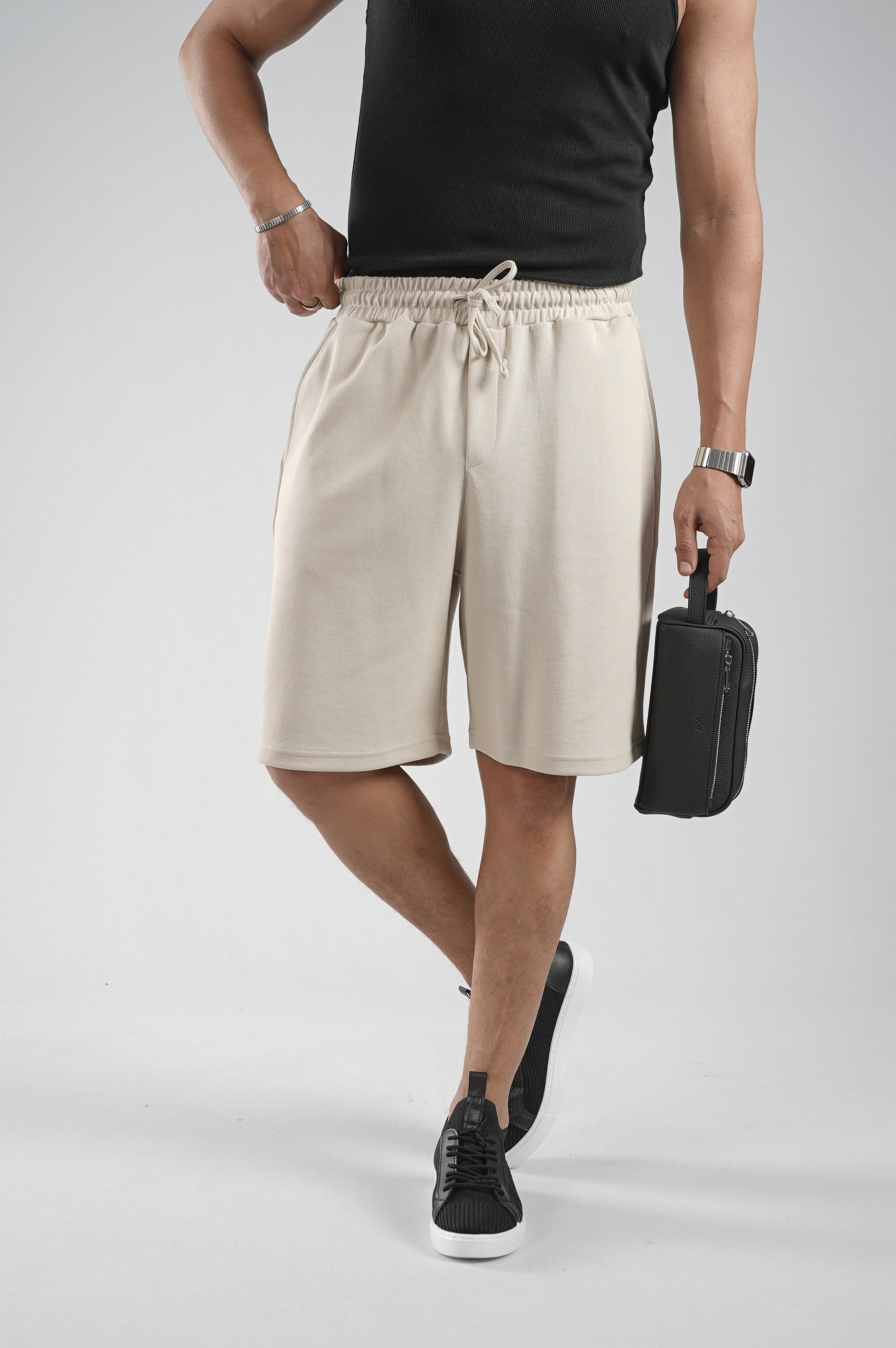 Lastikli Bel Cepli Pike Kumaş Şort