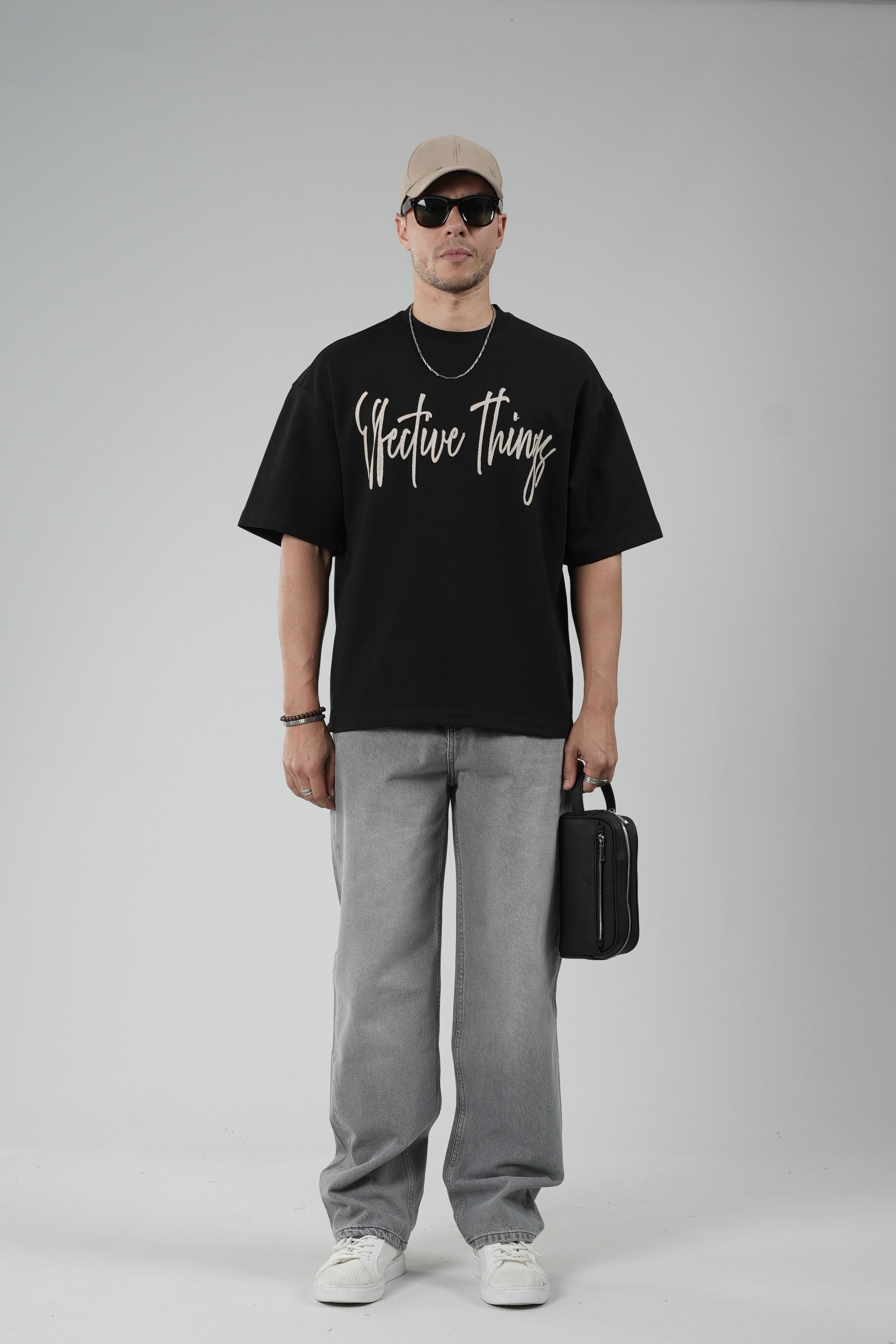 Oversize Kalıp Effective Things Yazılı Basic Tişört
