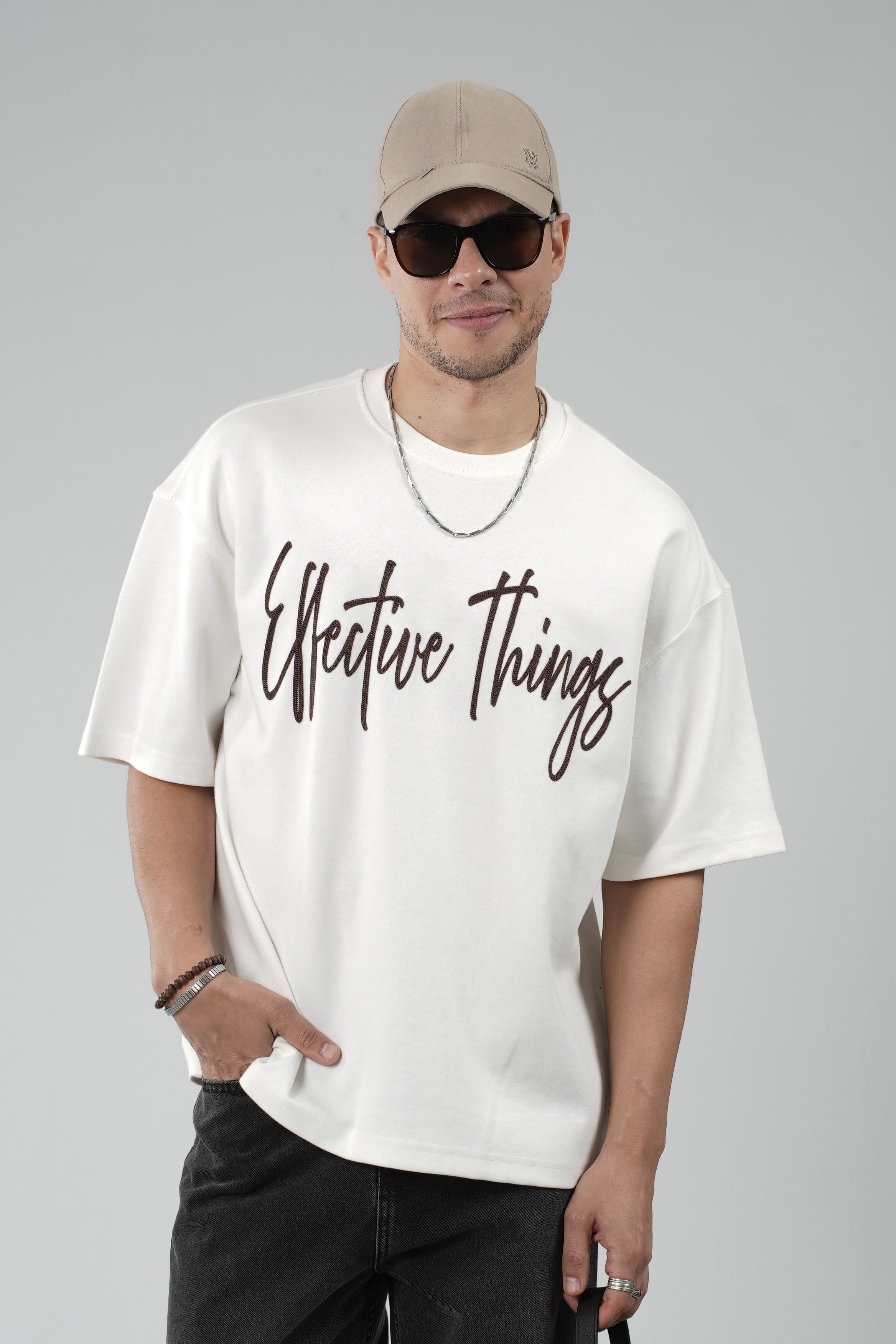 Oversize Kalıp Effective Things Yazılı Basic Tişört
