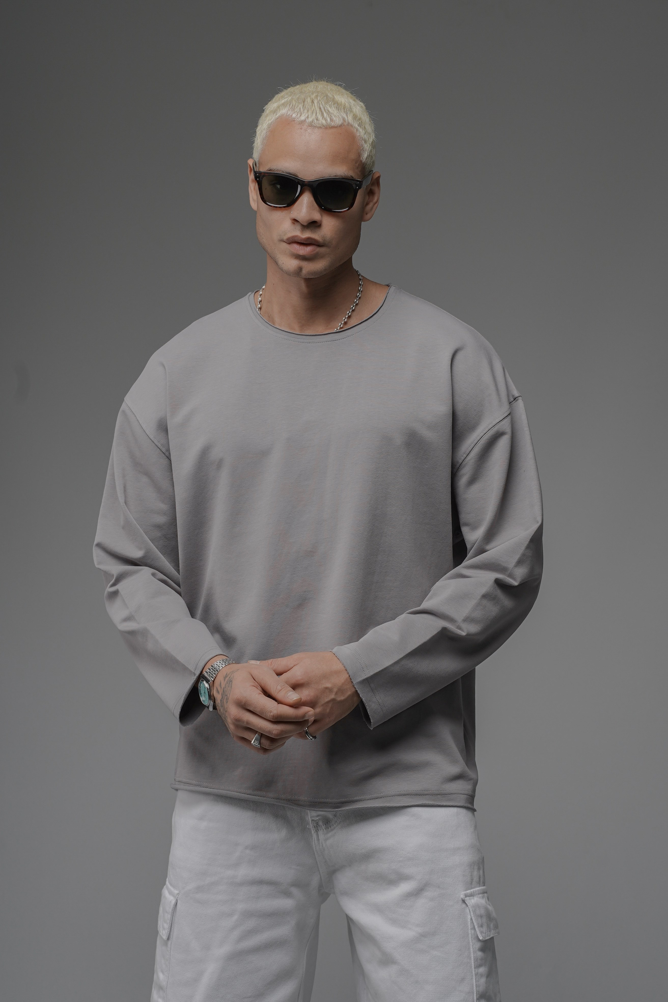 Pis Yaka Oversize Kalıp Düz Sweatshirt