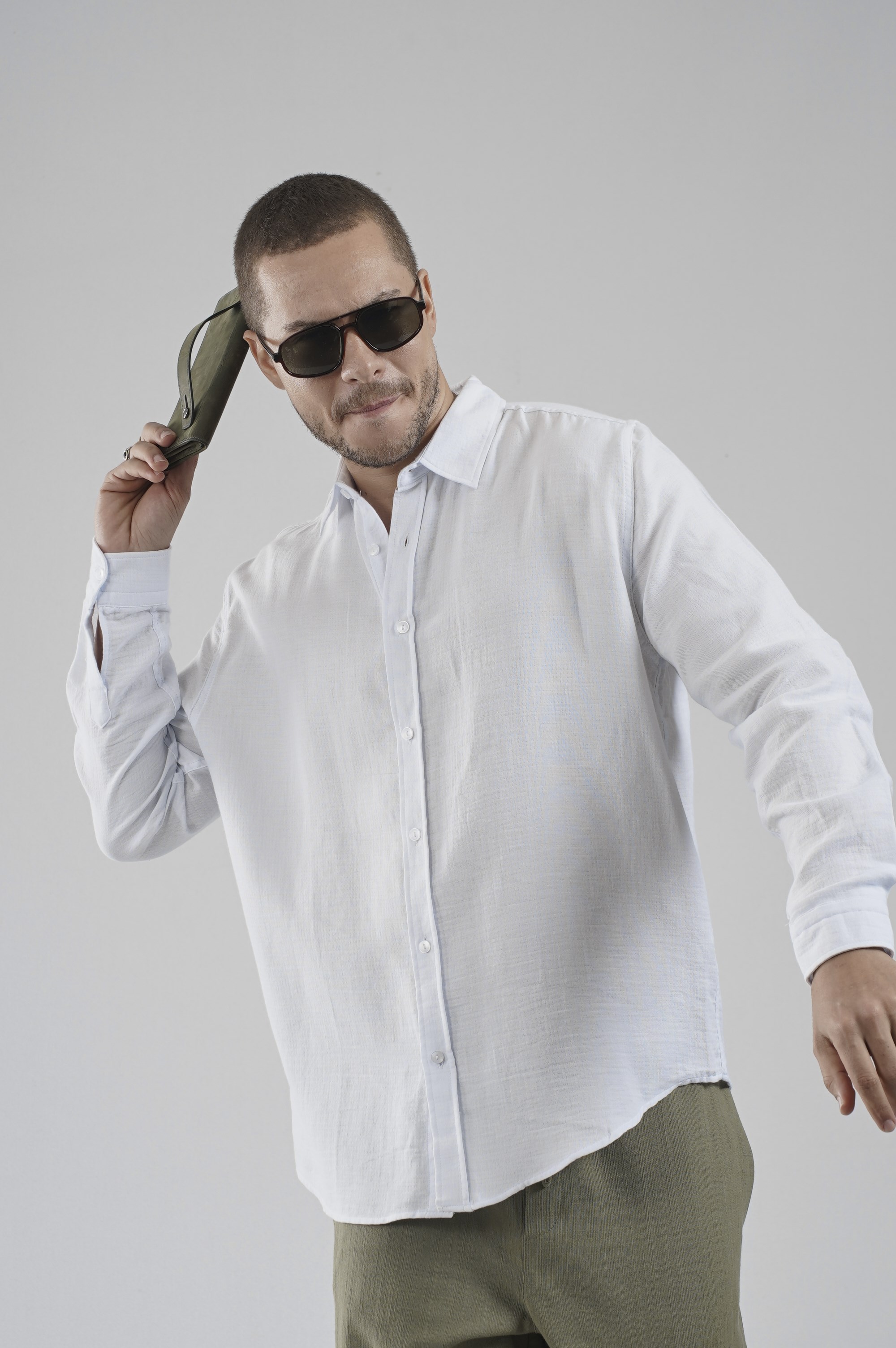 Regular Kalıp Müslin Kumaş %100 Pamuklu  Erkek Düz Renk Gömlek