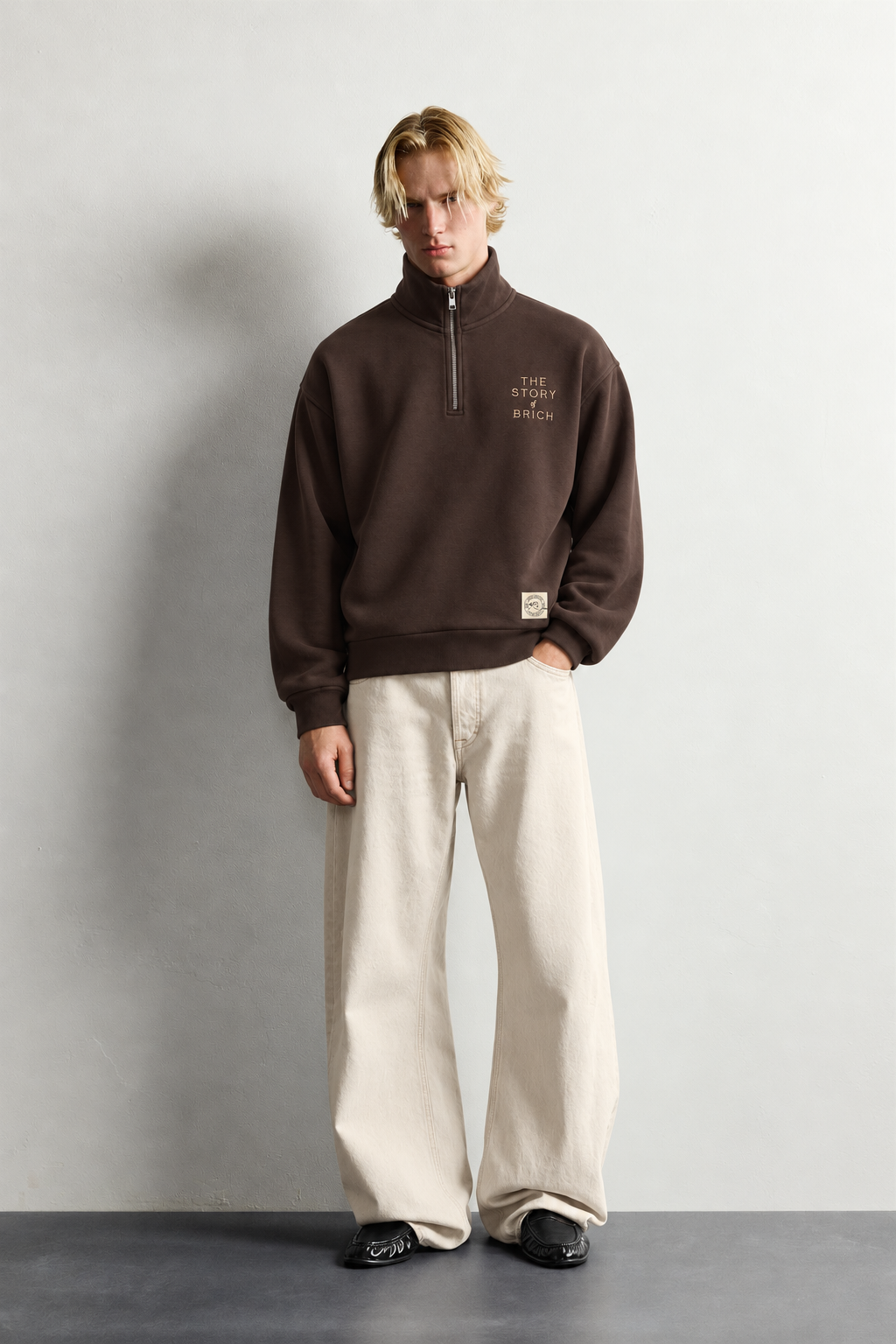 Yarım Fermuarlı Dik Yaka Nakışlı Şardonlu Oversize Sweatshirt