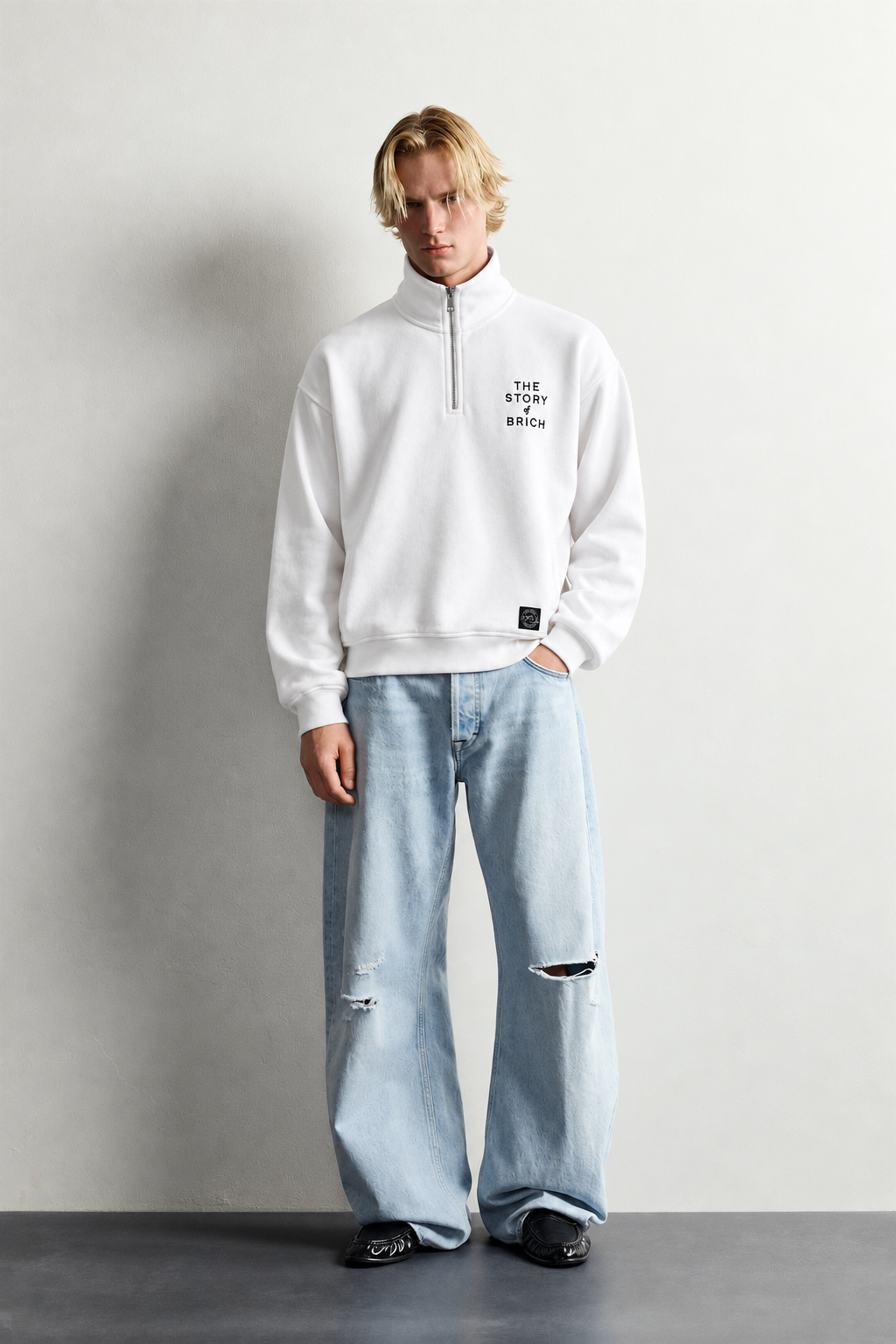 Yarım Fermuarlı Dik Yaka Nakışlı Şardonlu Oversize Sweatshirt