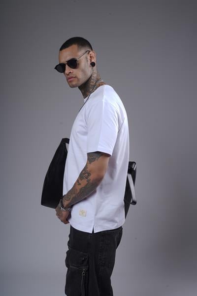 Bisiklet Yaka Likralı Düz Basic Erkek Regular Kalıp Tişört