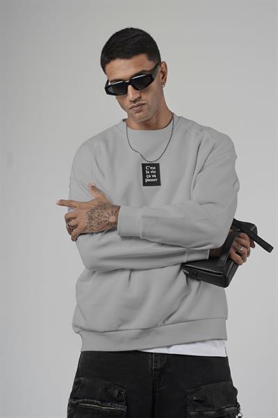 Bisiklet Yaka Önü Etiket Detaylı Oversize Basic Erkek Sweatshirt