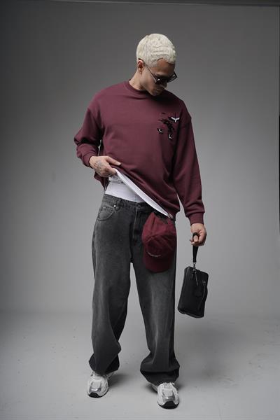 Bisiklet Yaka Sırtı Leylek Baskılı Nakışlı Oversize Kalıp Sweatshirt