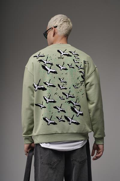 Bisiklet Yaka Sırtı Leylek Baskılı Nakışlı Oversize Kalıp Sweatshirt