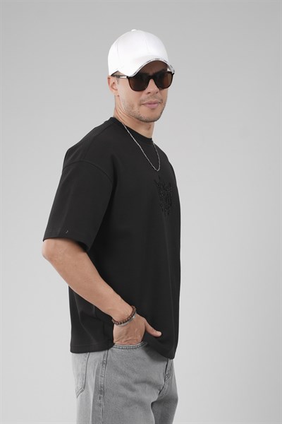 Bisiklet Yaka Taşlı Logo Detaylı Oversize Kalıp Erkek Tişört