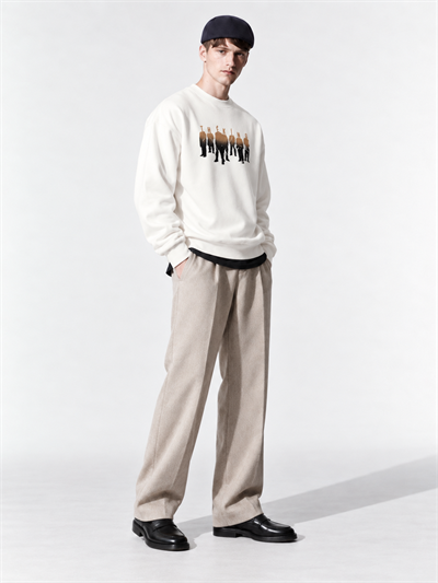 Erkek Göğüs Figür ve Tipografi Baskılı Bisiklet Yaka Oversize Sweatshirt
