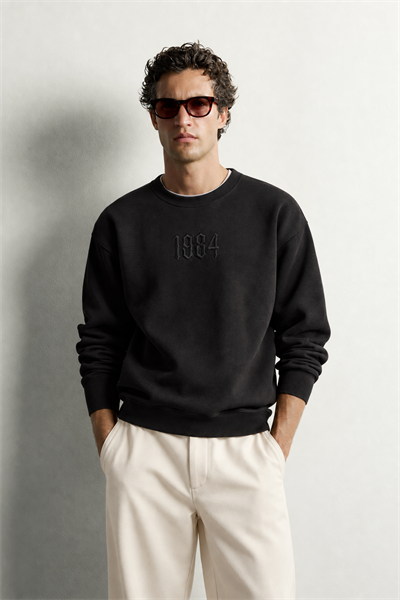 Erkek Ön ve Sırt Kabartma Nakış Detaylı Bisiklet Yaka Oversize Sweatshirt