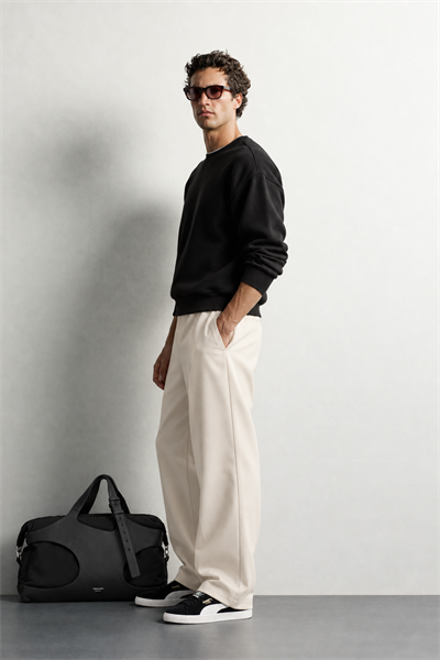 Erkek Ön ve Sırt Kabartma Nakış Detaylı Bisiklet Yaka Oversize Sweatshirt