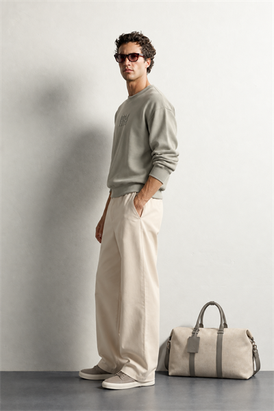 Erkek Ön ve Sırt Kabartma Nakış Detaylı Bisiklet Yaka Oversize Sweatshirt
