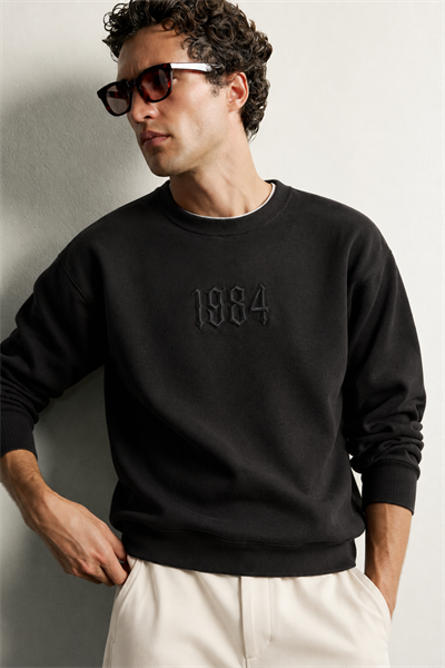 Erkek Ön ve Sırt Kabartma Nakış Detaylı Bisiklet Yaka Oversize Sweatshirt