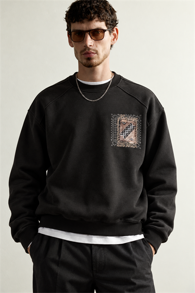 Erkek Sırt ve Göğüs Etnik Desen Patch Baskılı Bisiklet Yaka Oversize Sweatshirt