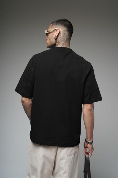 Kabaran Baskılı Reglan Kol Oversize Kalıp Tişört