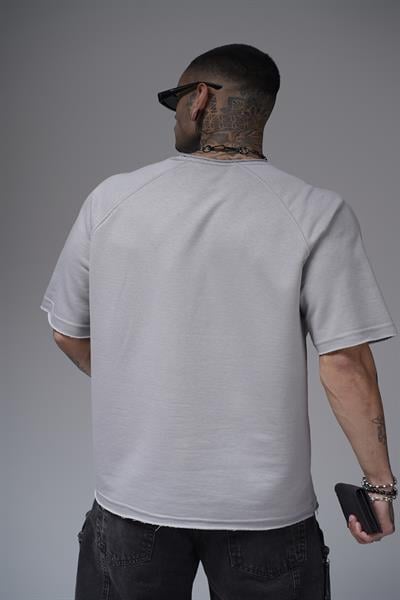Kabartma Baskılı Garni Detaylı Reglan Kol Oversize Kalıp Unisex Tişört