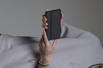 Kenarı Dikiş Detaylı Kapaklı Hakiki Deri Cüzdan