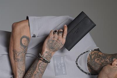 Kenarı Dikiş Detaylı Kapaklı Hakiki Deri Cüzdan