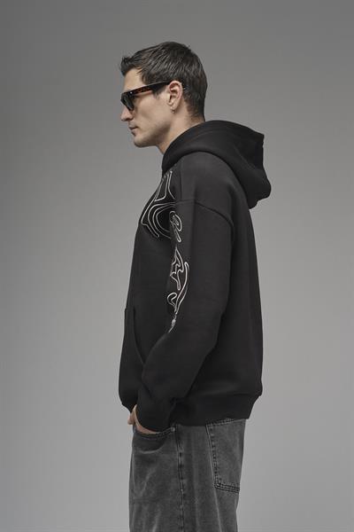 Nakış Detaylı Oversize Kalıp Kapüşonlu Sweatshirt