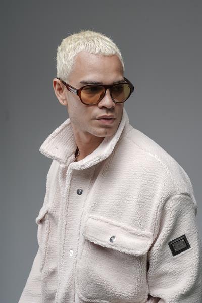 Oversize Kalıp Çıtçıt Kapamalı Logo Detaylı Peluş Ceket