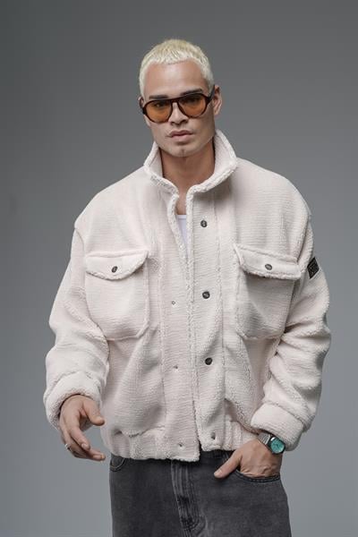 Oversize Kalıp Çıtçıt Kapamalı Logo Detaylı Peluş Ceket