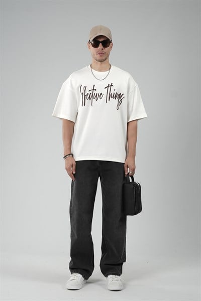 Oversize Kalıp Effective Things Yazılı Basic Tişört