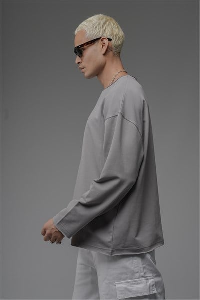 Pis Yaka Oversize Kalıp Düz Sweatshirt