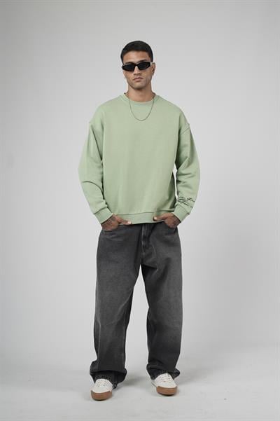 Sırtı Baskılı Oversize Kalıp Erkek Sweatshirt