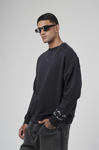 Sırtı Baskılı Oversize Kalıp Erkek Sweatshirt