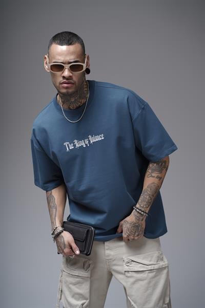 The King Of Balance Baskılı Oversize Kalıp Unisex Tişört