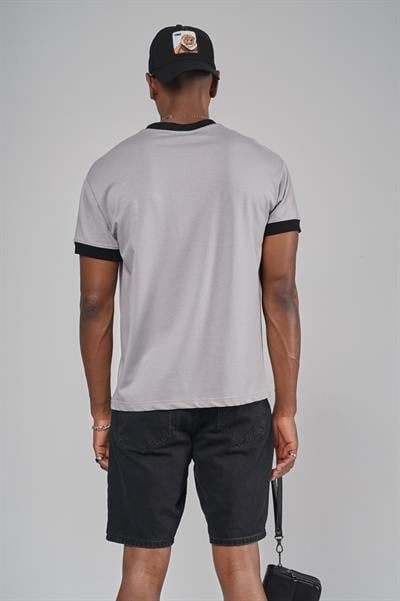 Yaka Kol Bandı Ribanalı Yarım Oversize Kalıp Tişört