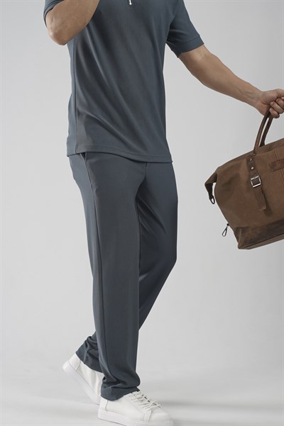 Yakası Fermuarlı Regular Kalıp Pantolon Tişört Alt Üst Takım