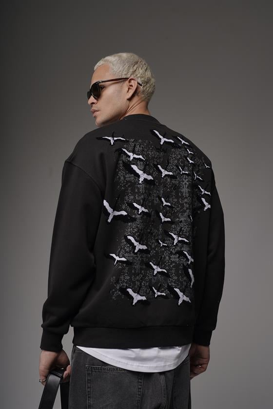 Bisiklet Yaka Sırtı Leylek Baskılı Nakışlı Oversize Kalıp Sweatshirt