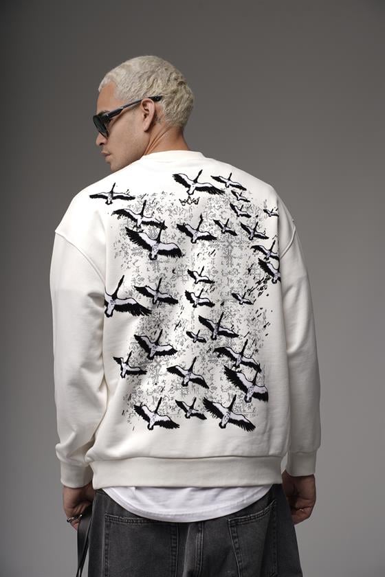 Bisiklet Yaka Sırtı Leylek Baskılı Nakışlı Oversize Kalıp Sweatshirt