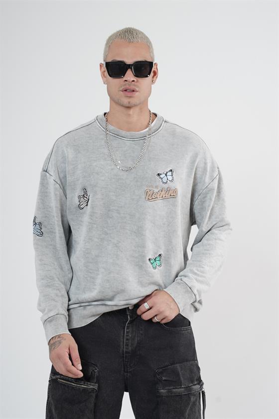 Bisiklet Yaka Yıkamalı Aplikeli Oversize Kalıp Sweatshirt