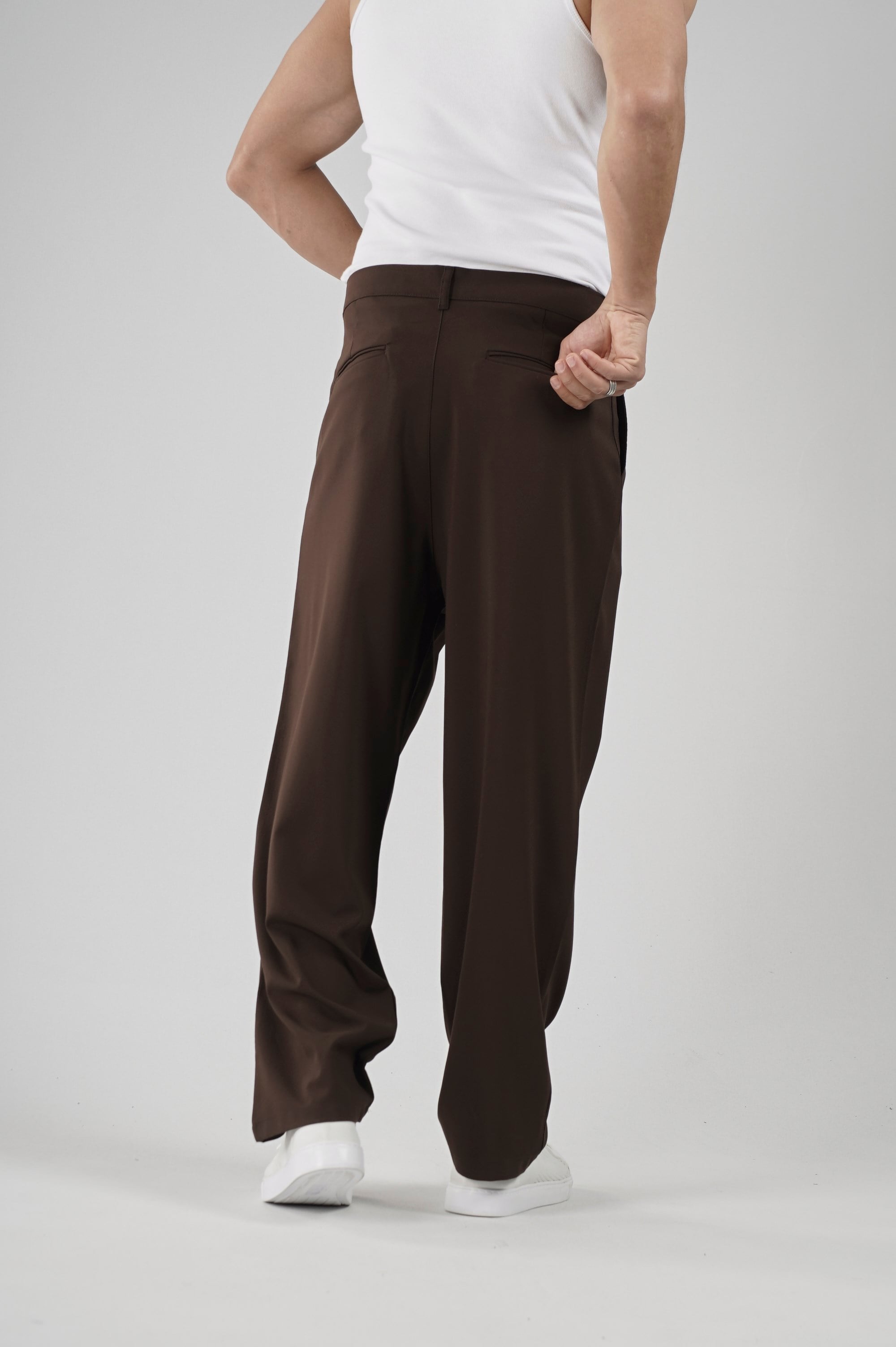 Baggy Kalıp Pileli Kumaş Pantolon
