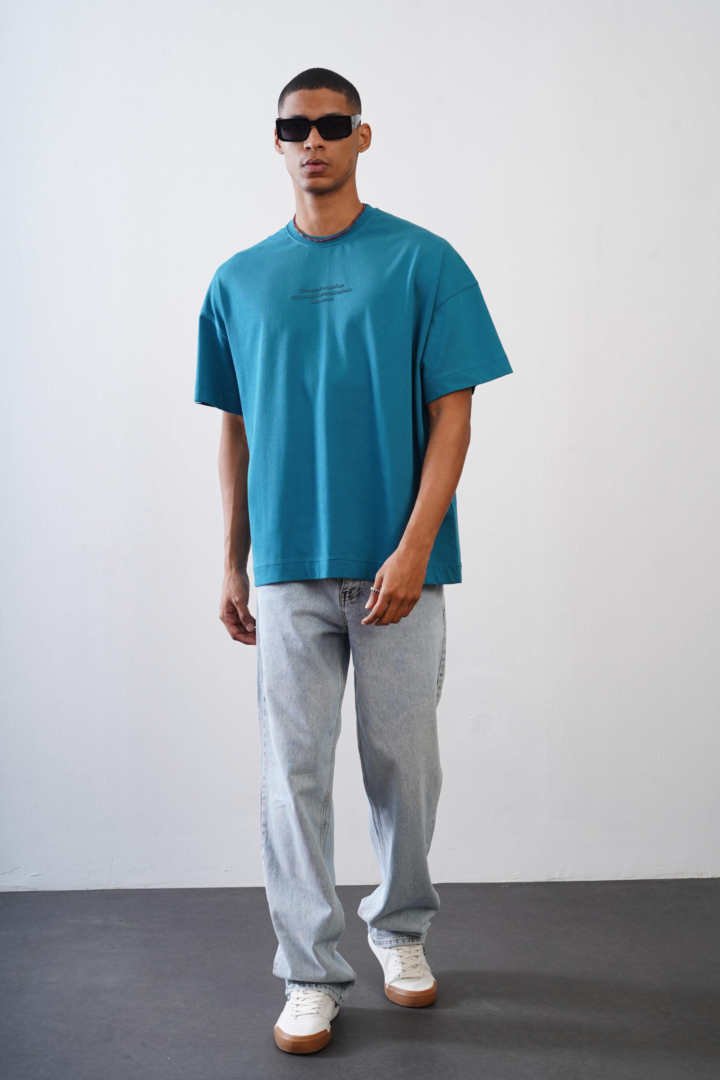 Bisiklet Yaka Önü Enjeksiyon Baskılı Oversize Kalıp Unisex Tshirt