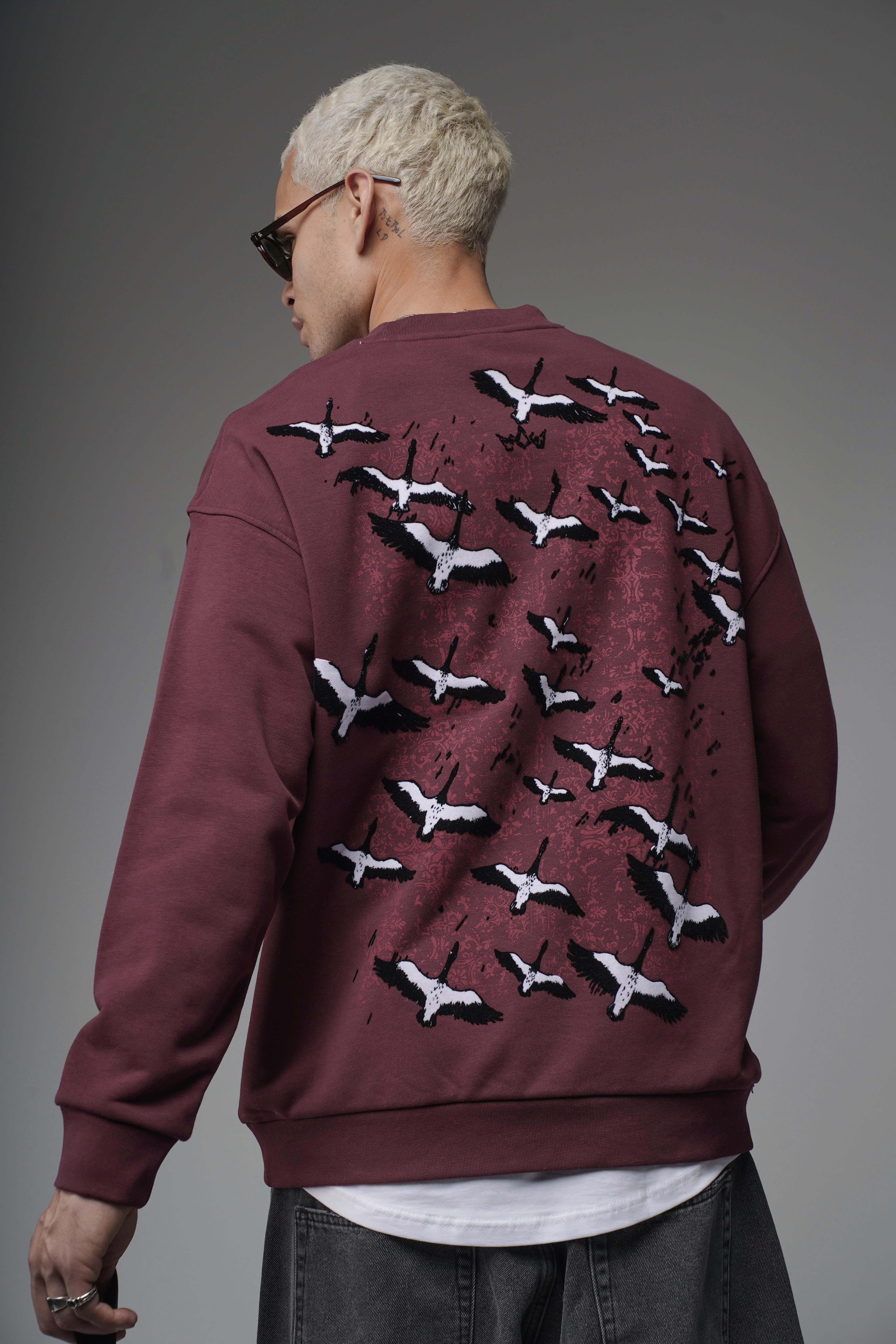 Bisiklet Yaka Sırtı Leylek Baskılı Nakışlı Oversize Kalıp Sweatshirt