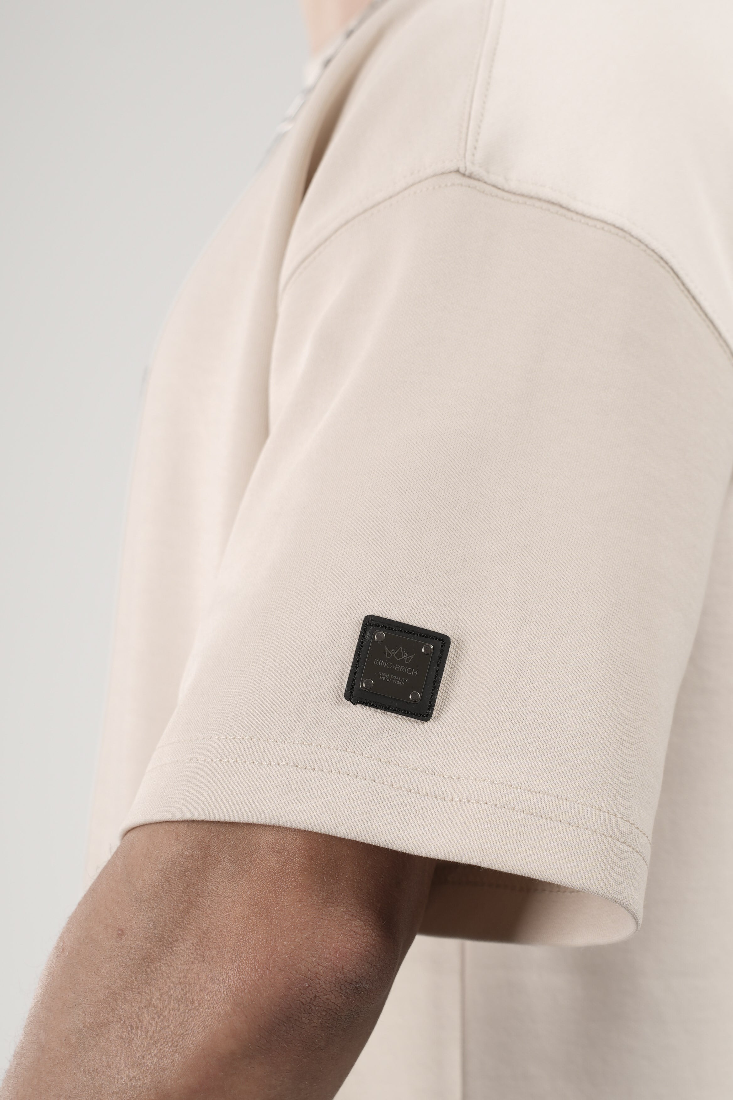 Bisiklet Yaka Taşlı Logo Detaylı Oversize Kalıp Erkek Tişört