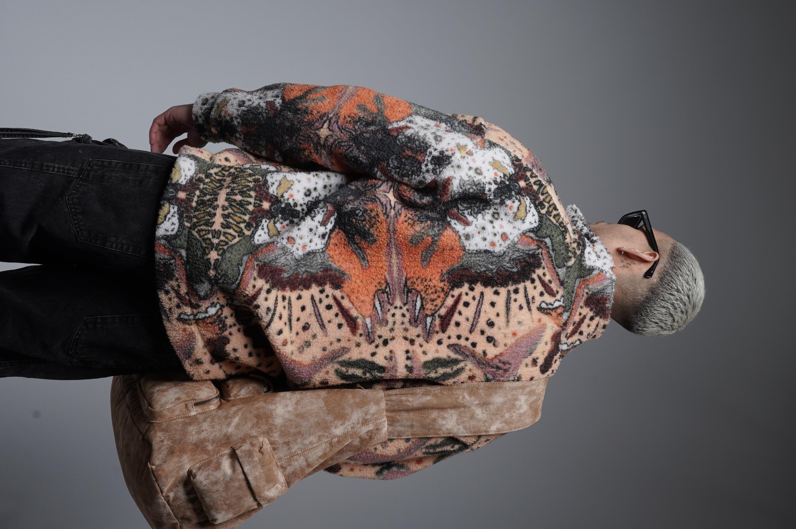 Dik Yaka Fermuarlı Oversize Kalıp Unisex Peluş