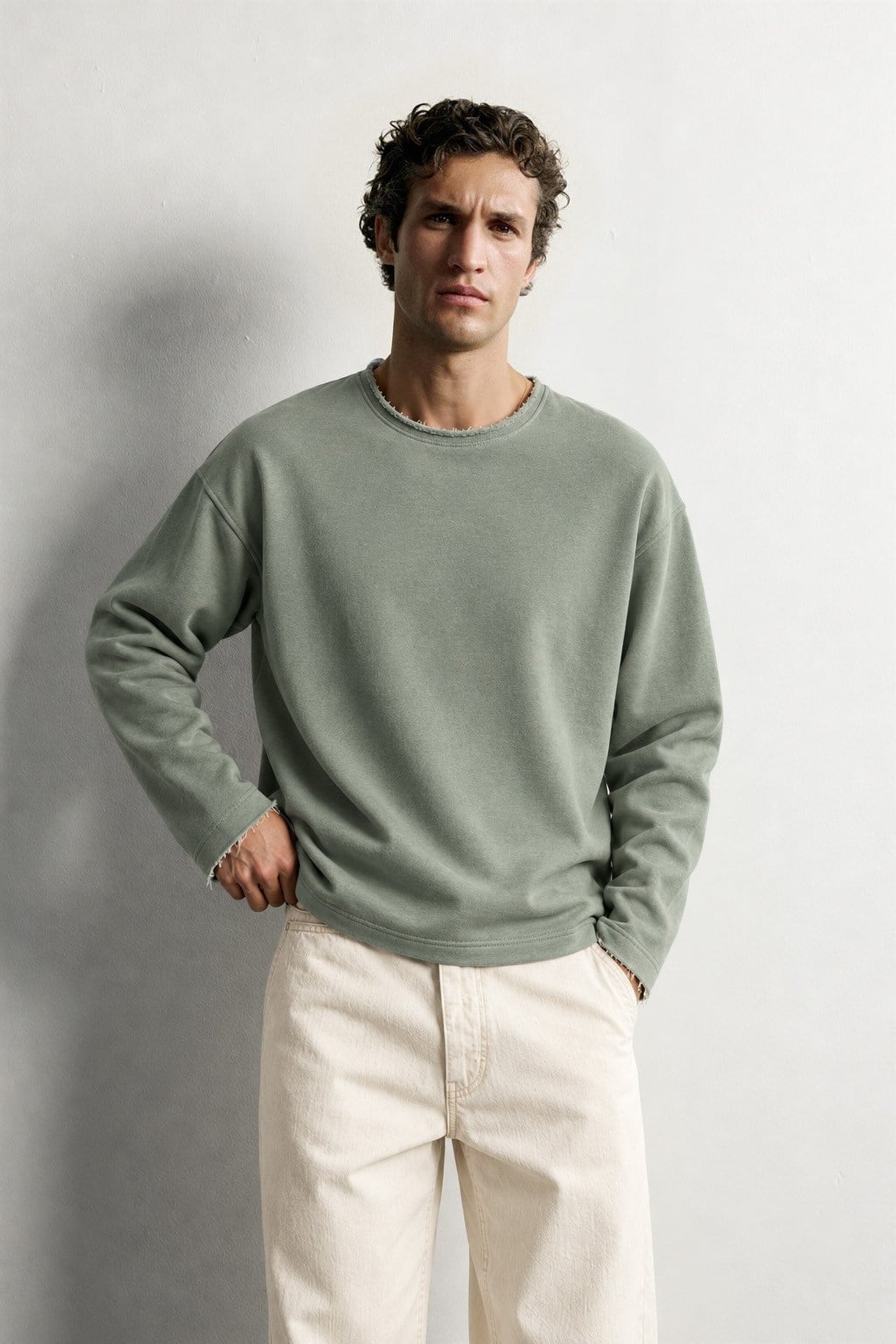 Erkek Basic Pis Yaka Oversize Sweatshirt