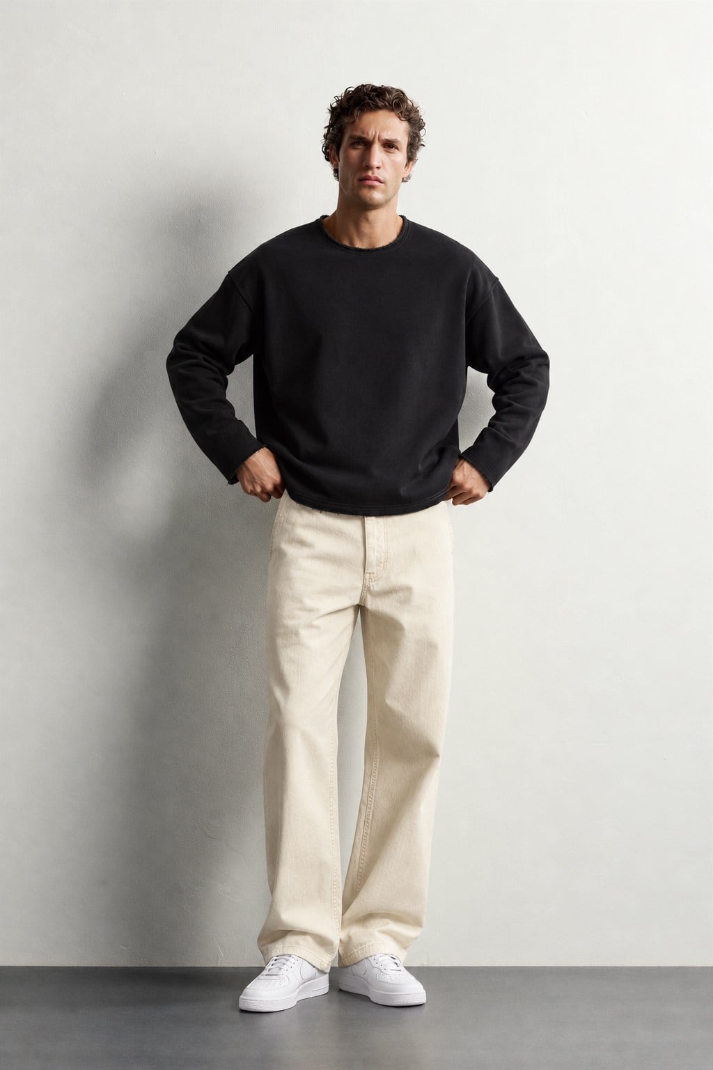 Erkek Basic Pis Yaka Oversize Sweatshirt