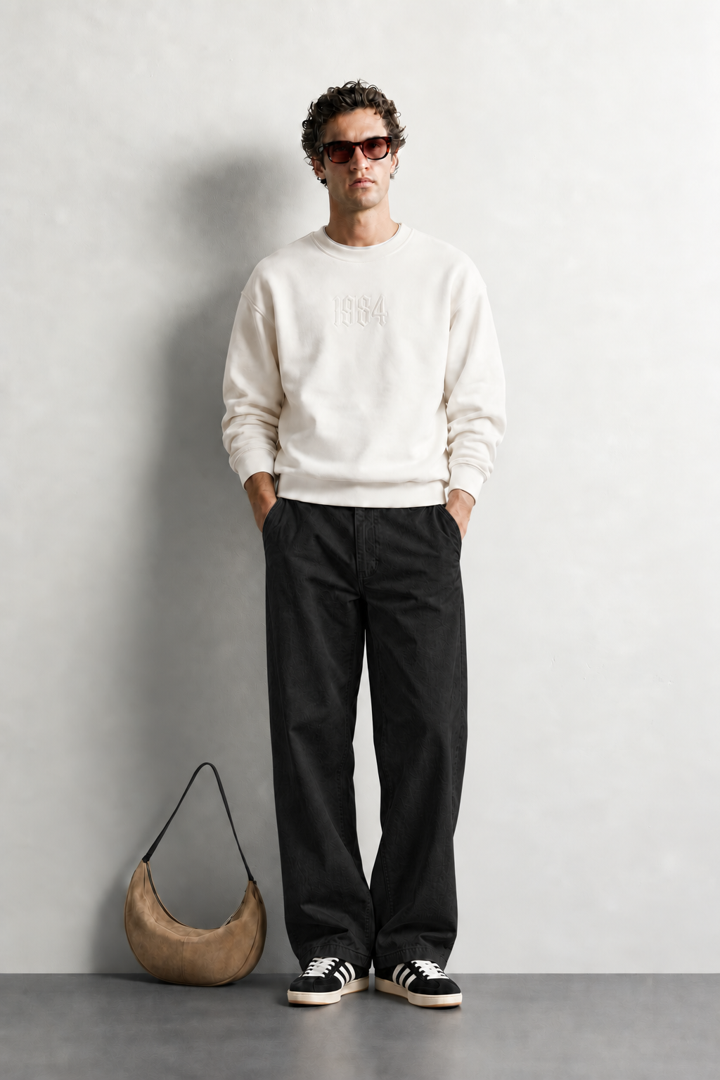 Erkek Ön ve Sırt Kabartma Nakış Detaylı Bisiklet Yaka Oversize Sweatshirt