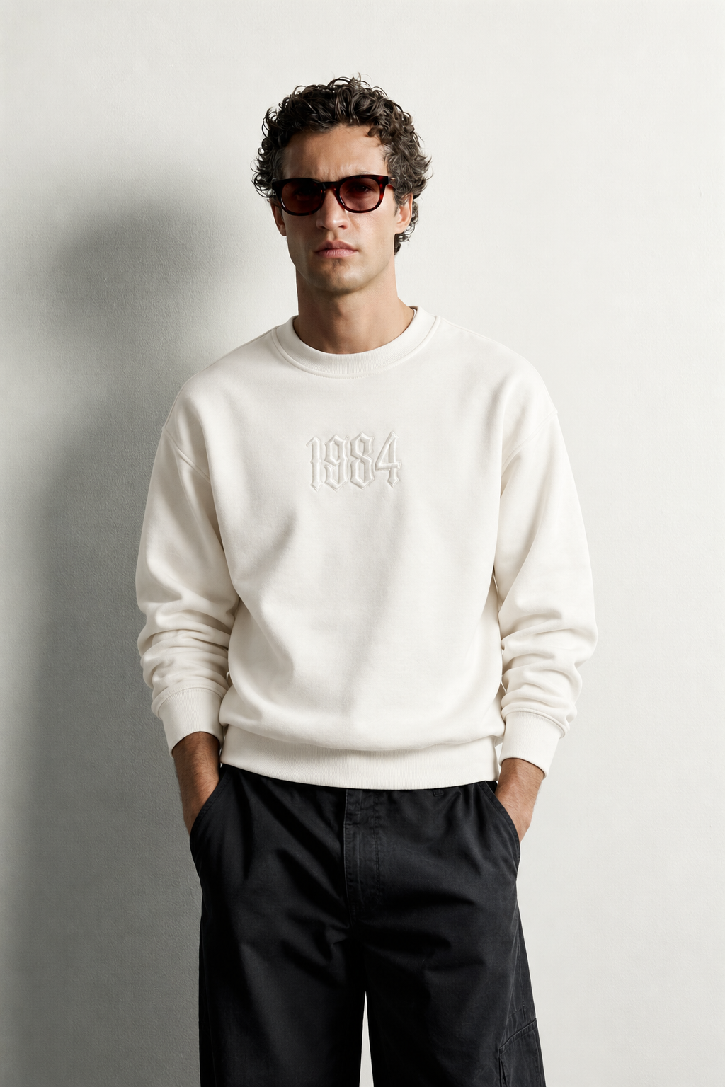 Erkek Ön ve Sırt Kabartma Nakış Detaylı Bisiklet Yaka Oversize Sweatshirt