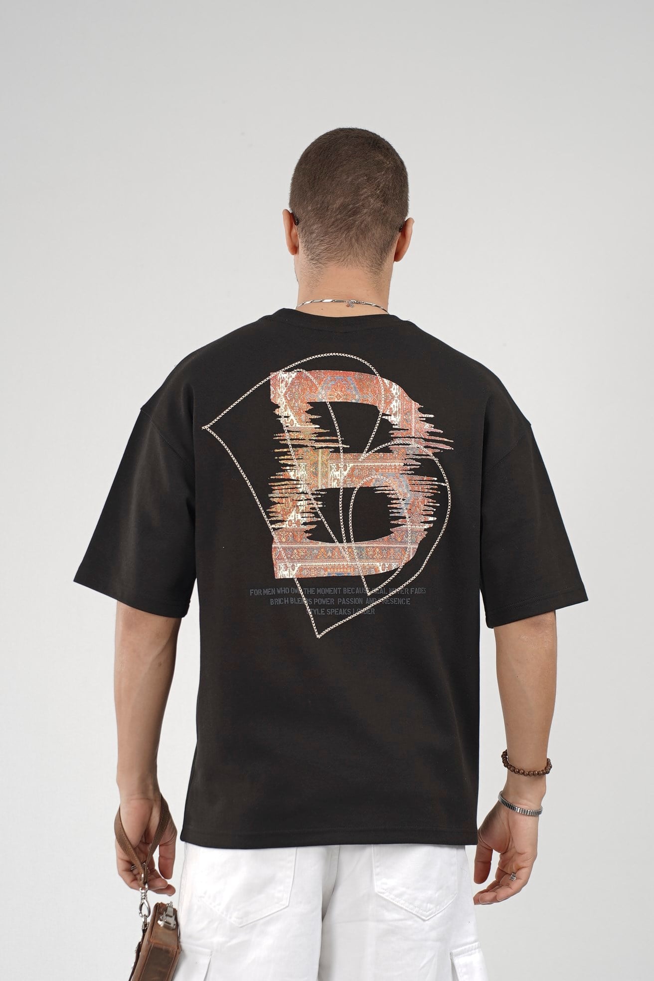 Nakış Detaylı Baskılı Erkek Oversize Kalıp Tişört