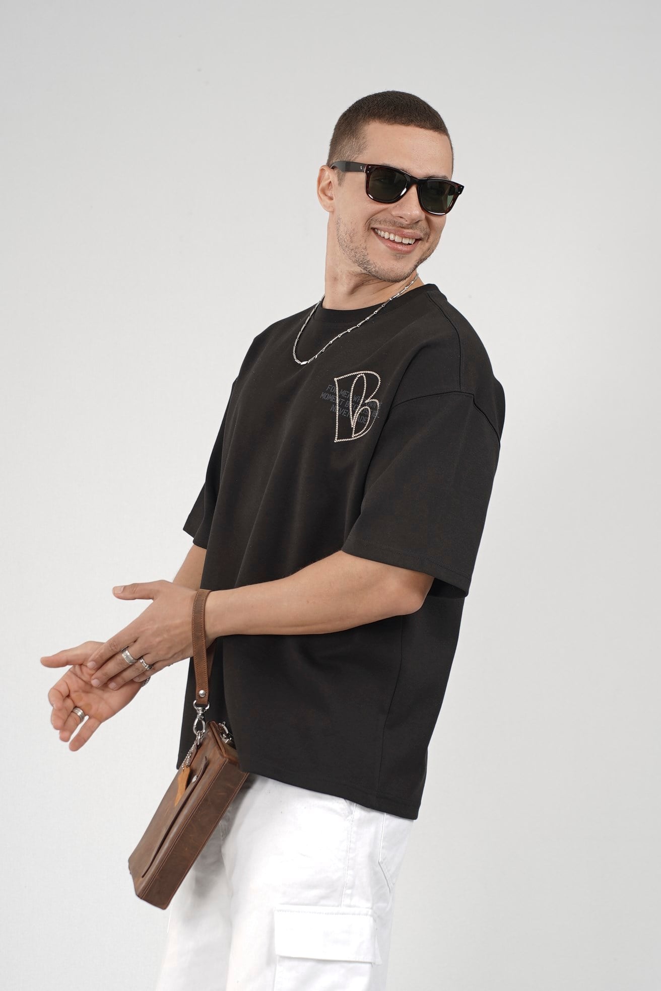 Nakış Detaylı Baskılı Erkek Oversize Kalıp Tişört